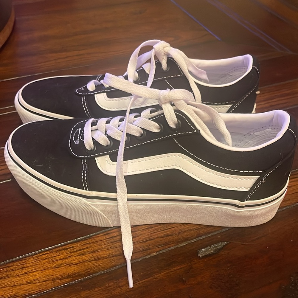 Vans Women’s Old Skool Stackform Shoe